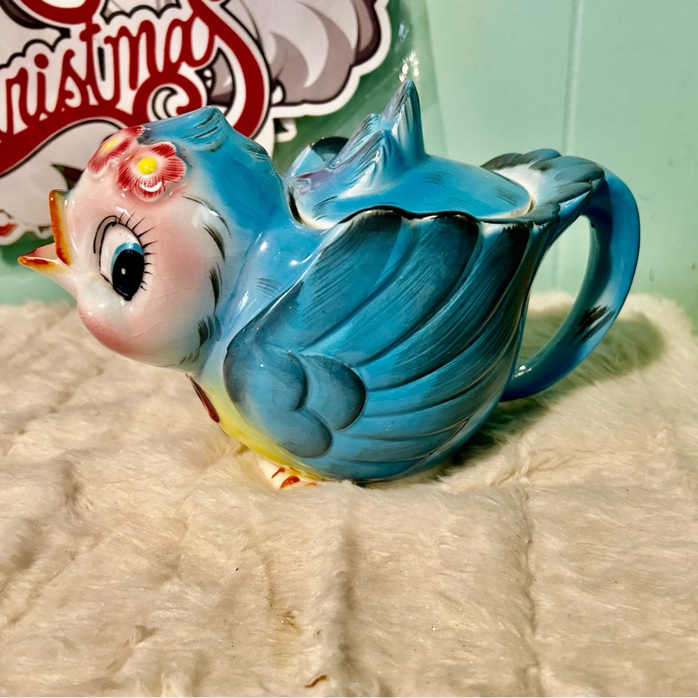 Vintage lefton bluebird teapot